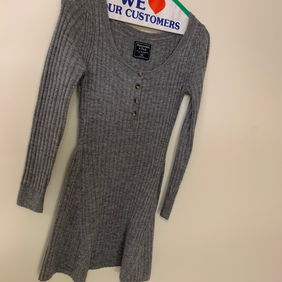 Abercrombie & Fitch Dresses & Skirts - ABERCROMBIE AND FITCH DRESS